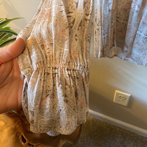 Neck-tie Blouse - Picture 5 of 5